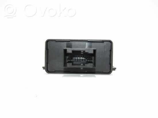 Mercedes-Benz E W211 Day light relay A2118203226