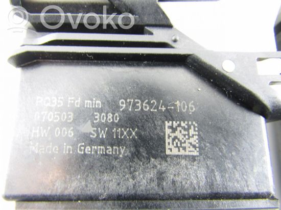 Volkswagen PASSAT B6 Rear door window regulator motor 973624106