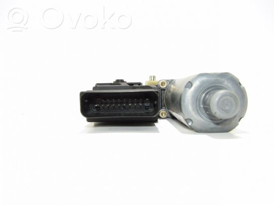 Volkswagen PASSAT B5 Rear door window regulator motor 0130821697