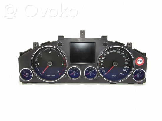 Volkswagen Touareg I Speedometer (instrument cluster) 0263655014