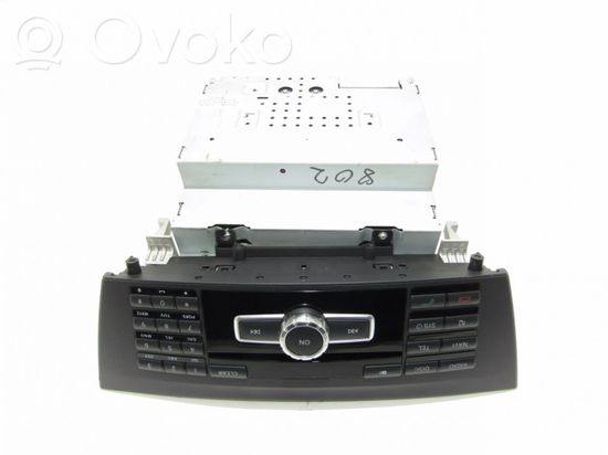 Mercedes-Benz C W204 Radio/CD/DVD/GPS head unit A2049003609
