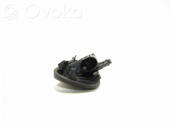 Volkswagen PASSAT CC Windshield washer spray nozzle 4L0955988C