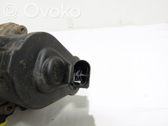 Volkswagen PASSAT CC Rear brake caliper 32332267