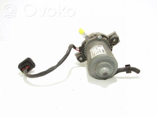 Mercedes-Benz C W205 Vacuum pump 484370211