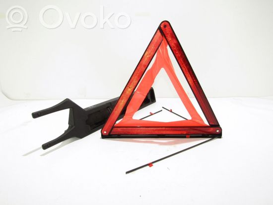Mercedes-Benz CLC CL203 Emergency warning sign 2038900514