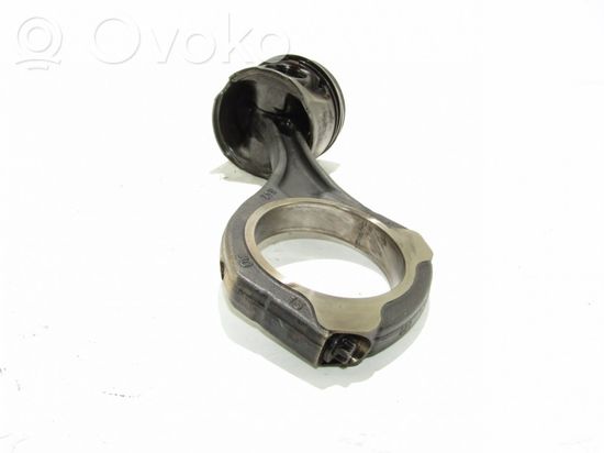 Mercedes-Benz E W211 Piston 6423015