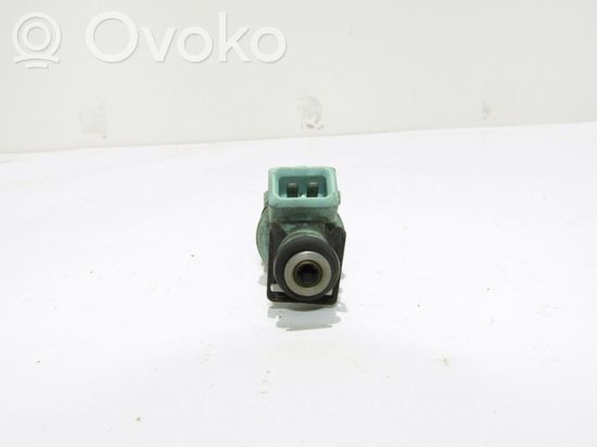 BMW 5 E39 Fuel injector 0280150415