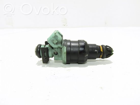 BMW 5 E39 Fuel injector 0280150415