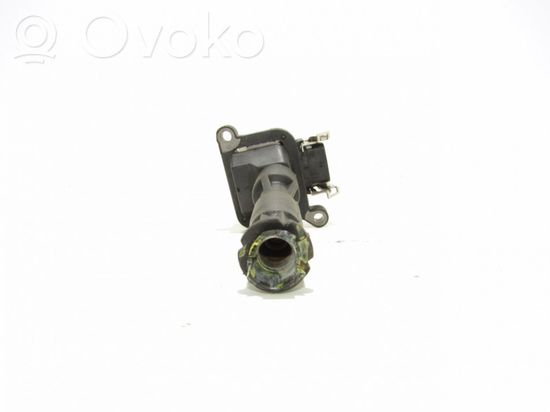 BMW 5 E39 High voltage ignition coil 0221504004