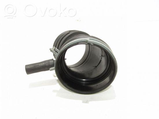Audi A2 Air intake duct part 8Z0133356