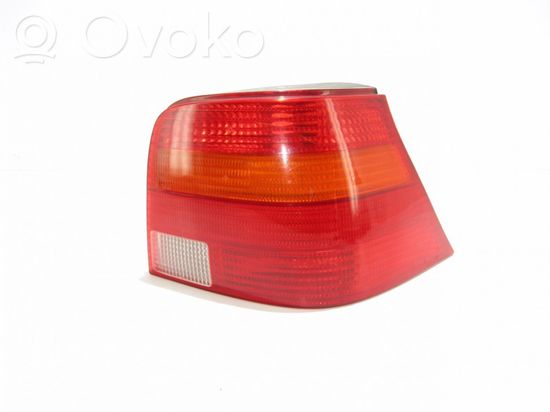 Volkswagen Golf IV Rear/tail lights Nėra