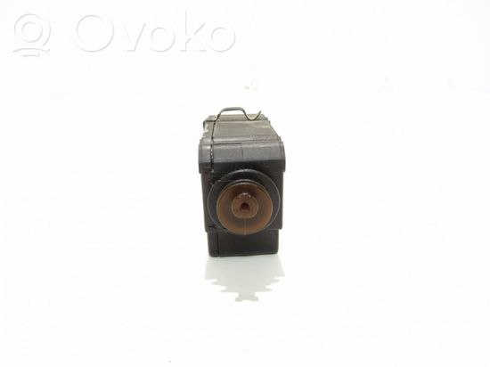 BMW 3 E46 Central locking motor 8372240