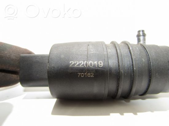 Mercedes-Benz ML W163 Windscreen/windshield washer pump 2220019