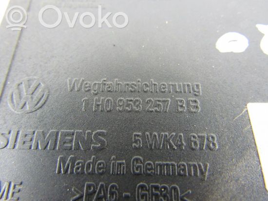 Volkswagen Golf III Immobilizer control unit/module 1H0953257BB