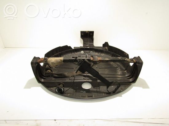 BMW X3 E83 Spare wheel mounting bracket 74850610
