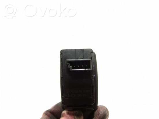 BMW X3 E83 Electric window control switch 15939948