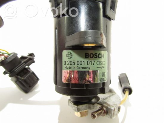 Audi 80 90 S2 B4 Accelerator pedal position sensor 0205001017