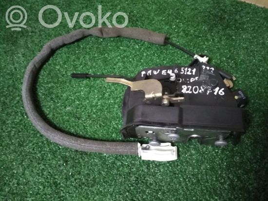 BMW 3 E46 Front door lock 8208716