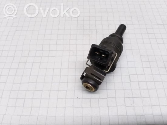 BMW 3 E46 Fuel injector 1427240