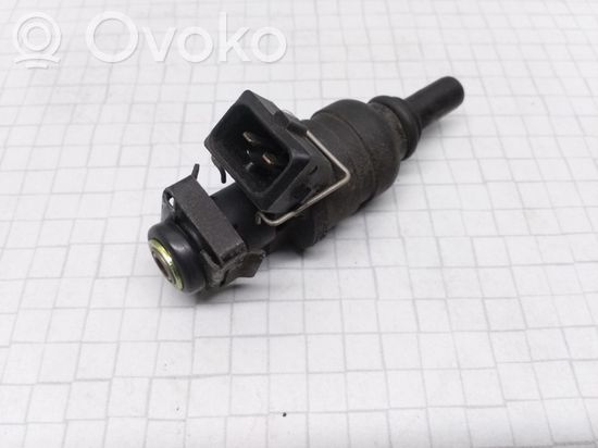 BMW 3 E46 Fuel injector 1427240