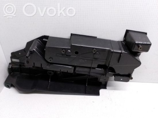 BMW 3 E46 Other trunk/boot trim element 8232581