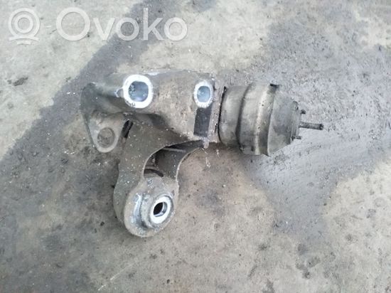 Volkswagen PASSAT B5 Engine mount bracket
