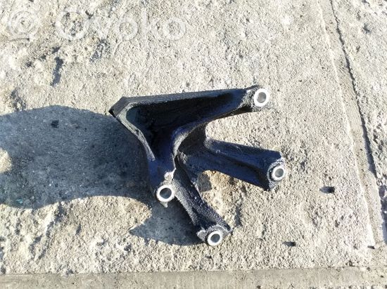 Audi A4 S4 B7 8E 8H Engine mounting bracket