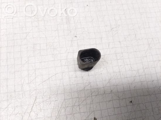 Audi A4 S4 B6 8E 8H Sensor 8Z0820535