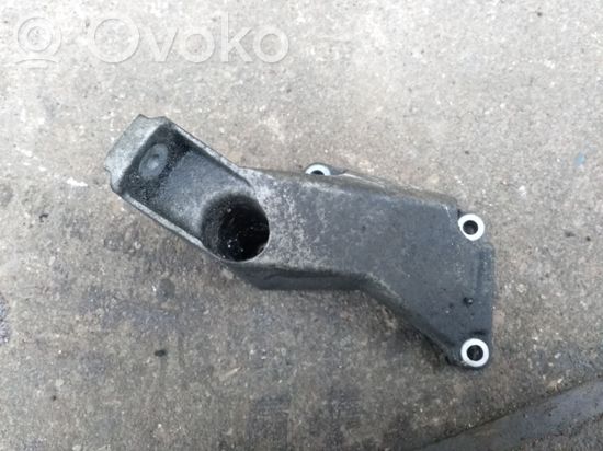 Audi A4 S4 B6 8E 8H Engine mounting bracket