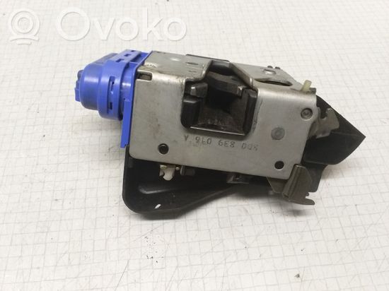Audi A6 S6 C4 4A Rear door lock 8D0839016A