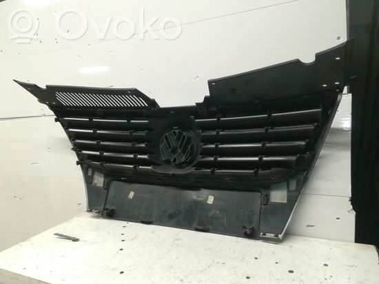 Volkswagen PASSAT B6 Front bumper upper radiator grill 3C0853651 3C0853651B