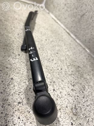 BMW 1 E81 E87 Rear wiper blade arm 184685