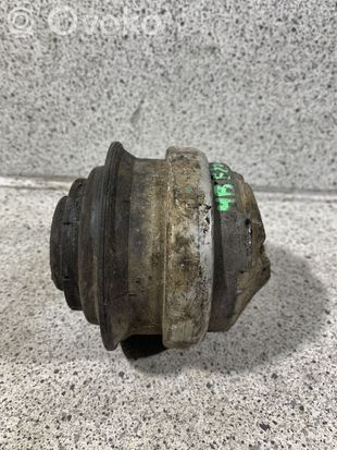 Mercedes-Benz E W211 Engine mount bracket 233000032