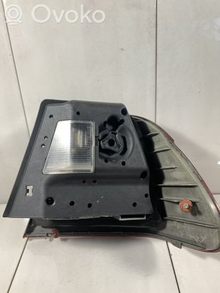 BMW 3 E46 Rear/tail lights 6910531