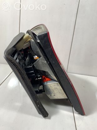 BMW 3 E46 Rear/tail lights 6910532