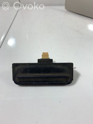 Audi A4 S4 B5 8D Tailgate opening switch 8D0827565C