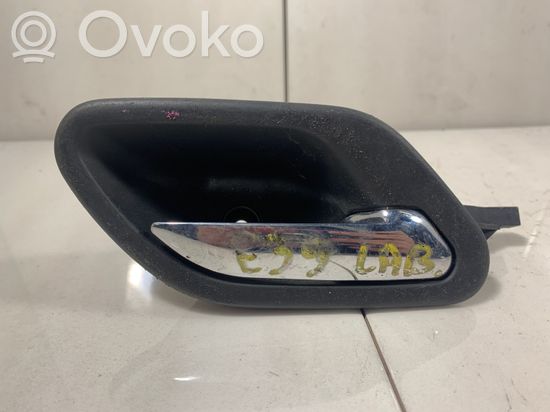 BMW 5 E39 Front door interior handle 8226050