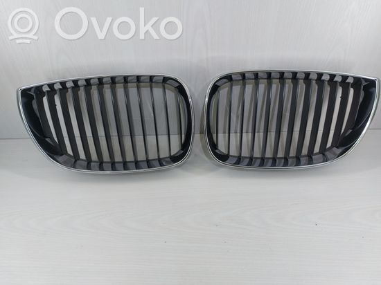 BMW 1 E81 E87 Front grill L511370771299 R511370771309