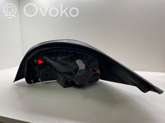 BMW 5 E60 E61 Rear/tail lights 7165737