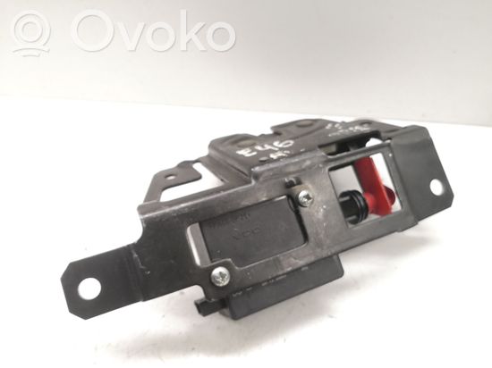 BMW 3 E46 Tailgate lock latch 51247057364