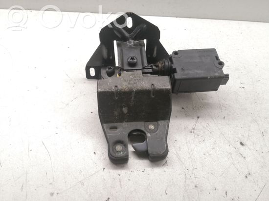 BMW 5 E39 Tailgate lock latch