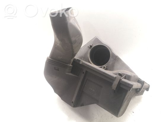 BMW 1 E81 E87 Air filter box