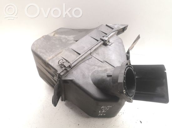 Audi A6 S6 C4 4A Air filter box