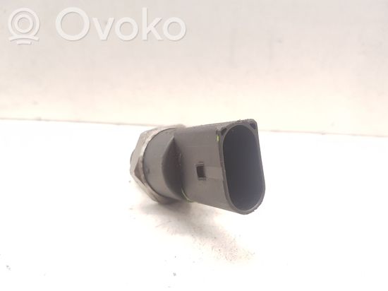 Audi A6 S6 C6 4F Fuel pressure sensor 0281002691 059130758