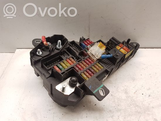 BMW 5 E60 E61 Fuse module 690658806 518811047