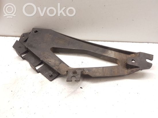 BMW 7 E65 E66 Rear bumper mounting bracket 7035418