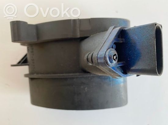 BMW 5 E39 Mass air flow meter 0928400468 77870760