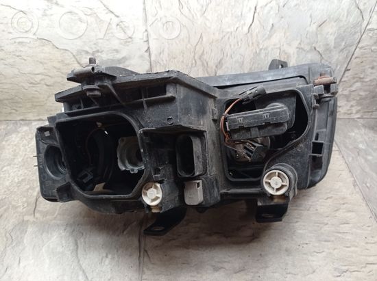 Audi A4 S4 B6 8E 8H Headlight/headlamp 8E0941004G