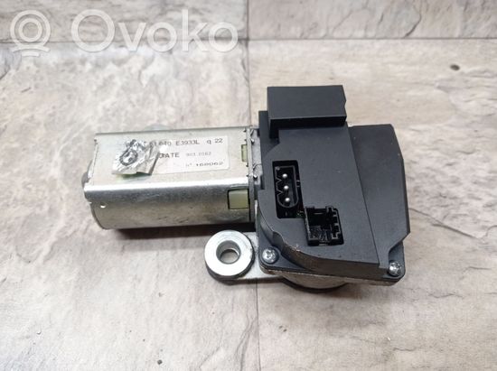 BMW 5 E39 Rear window wiper motor 8361640