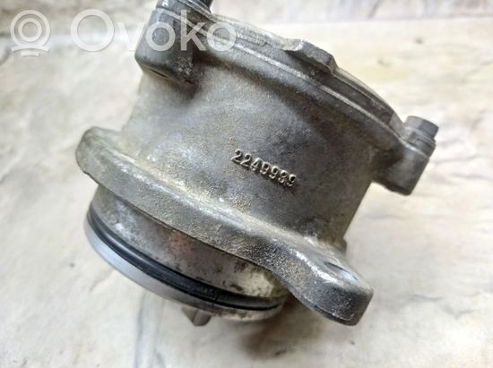 BMW 5 E39 Vacuum pump 2249939